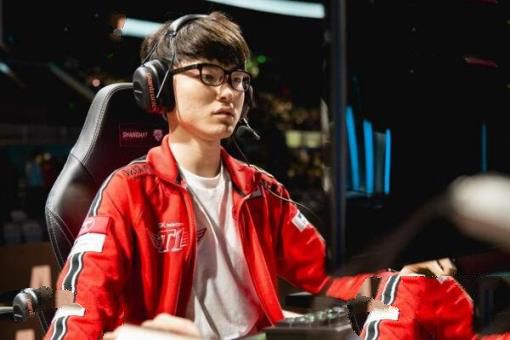 LOL选手奖金收入排名top25Faker第一,Uzi厂长上榜